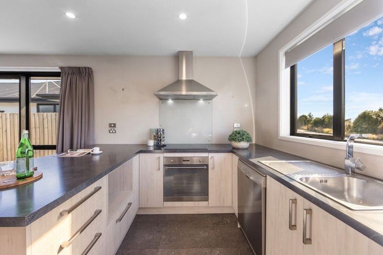 Photo of property in 27 William Nicholls Drive, Belfast, Christchurch, 8051