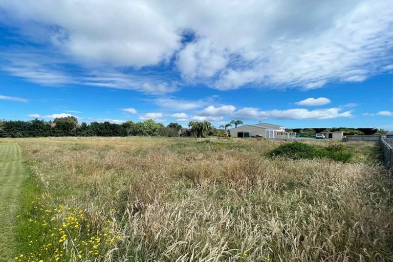 Photo of property in 104 Tara Road, Papamoa Beach, Papamoa, 3187