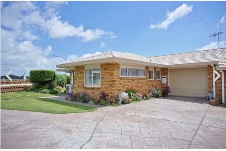 Photo of property in 30a Boucher Avenue, Te Puke, 3119