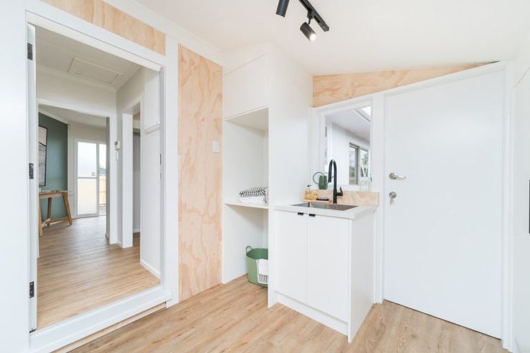 Photo of property in 49 Pitama Road, Awapuni, Palmerston North, 4412