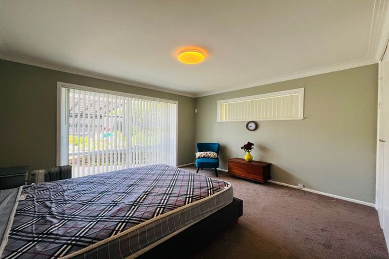 Photo of property in 21 Bleakhouse Road, Howick, Auckland, 2014