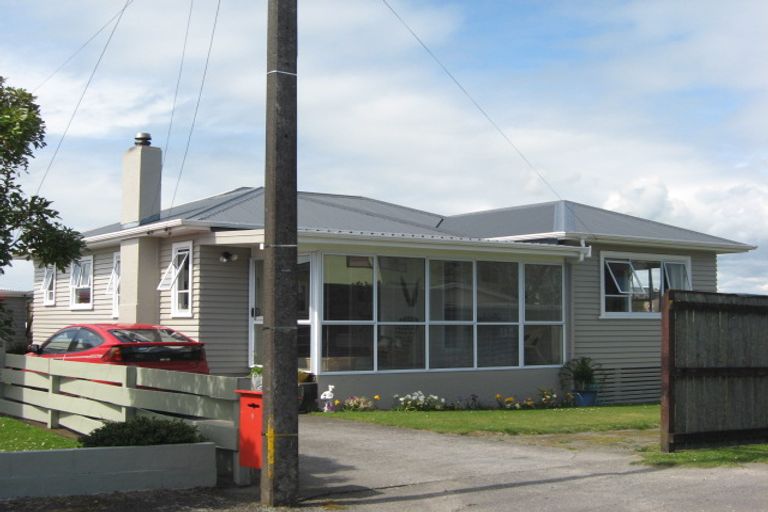 Photo of property in 1 Barry Lane, Ferndale, New Plymouth, 4310