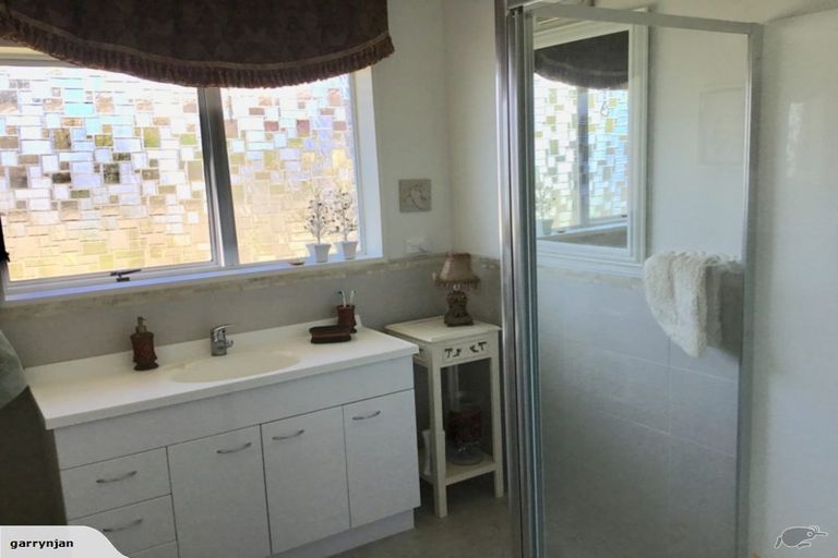 Photo of property in 14b Ruamoana Place, Omokoroa, 3114