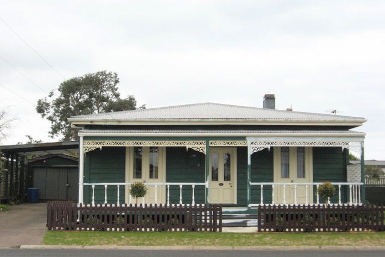 Photo of property in 11 Hannan Road, Whitianga, 3510