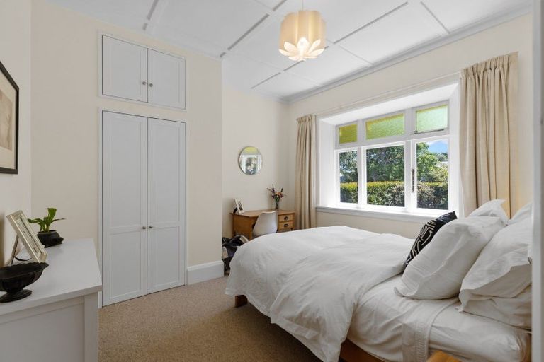 Photo of property in 10 Argyle Avenue, Takaro, Palmerston North, 4410