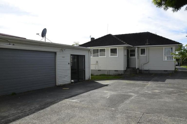 Photo of property in 8 Nogat Avenue, Papatoetoe, Auckland, 2024