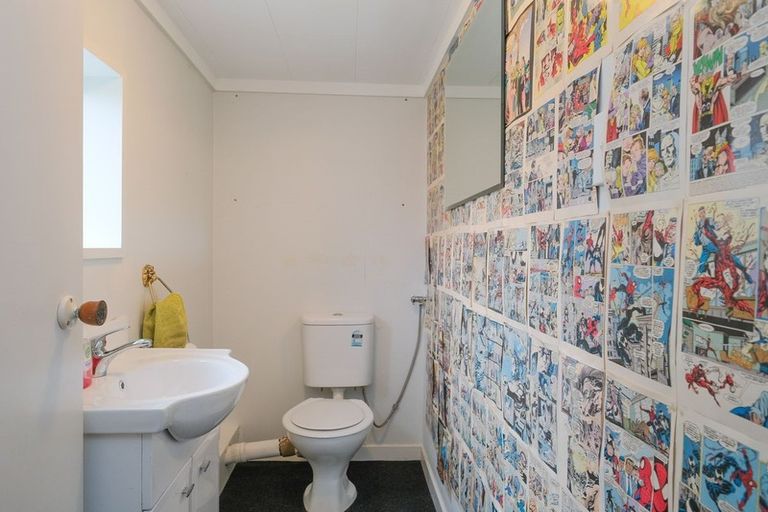 Photo of property in 9 Brooklyn Street, Green Island, Dunedin, 9018