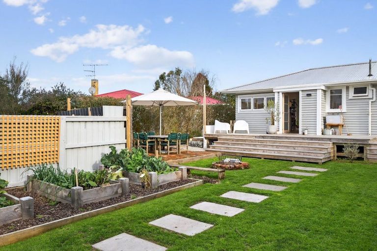 Photo of property in 14 Ropata Street, Kaiti, Gisborne, 4010