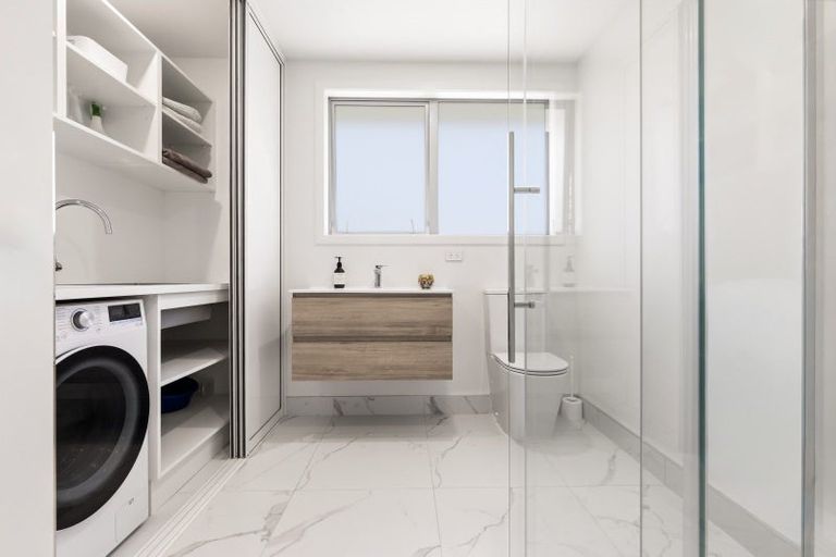 Photo of property in 15 Beachman Grove, Hilltop, Taupo, 3330