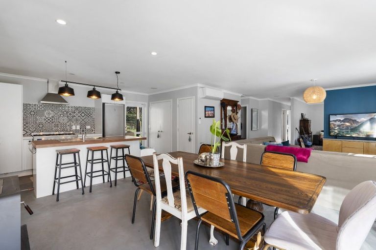 Photo of property in 33a Totara View Road, Wakefield, 7095