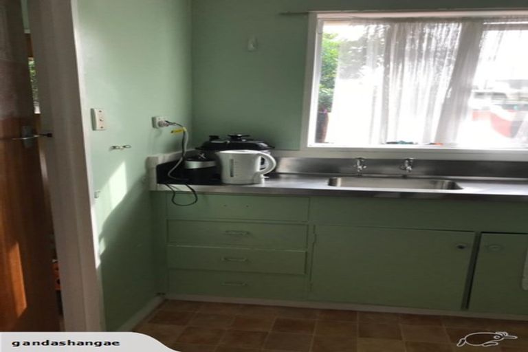 Photo of property in 2/175 Park Road, West End, Palmerston North, 4410