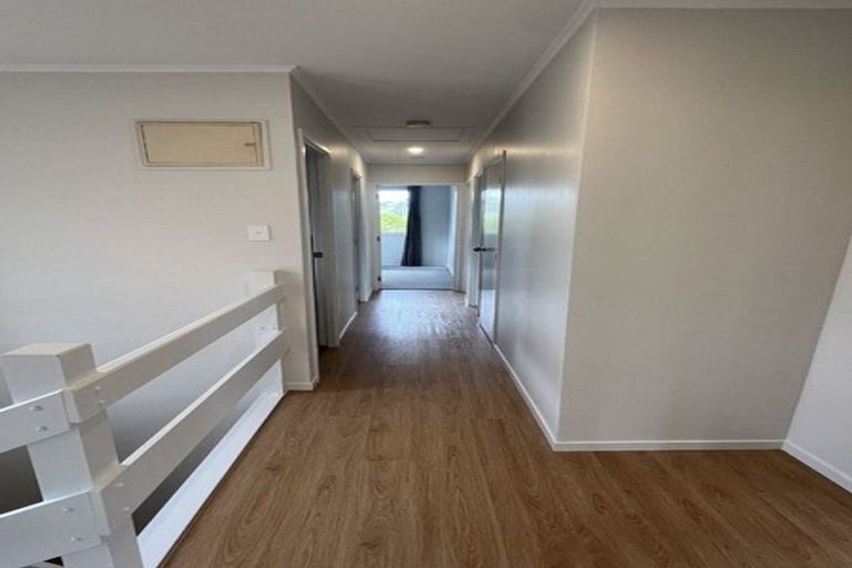 Photo of property in 107 Weatherly Road, Torbay, Auckland, 0630