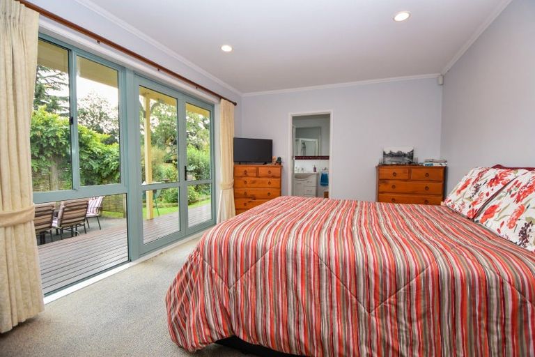 Photo of property in 26 Brooklyn Road, Carterton, 5713