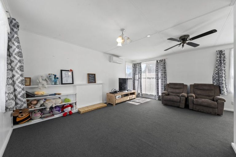 Photo of property in 15 Eden Street, Mangere East, Auckland, 2024