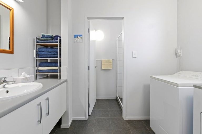 Photo of property in 105 Bays Road, Orere Point, 2585