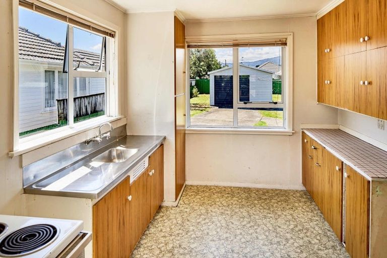 Photo of property in 7 Massey Street, Elderslea, Upper Hutt, 5018