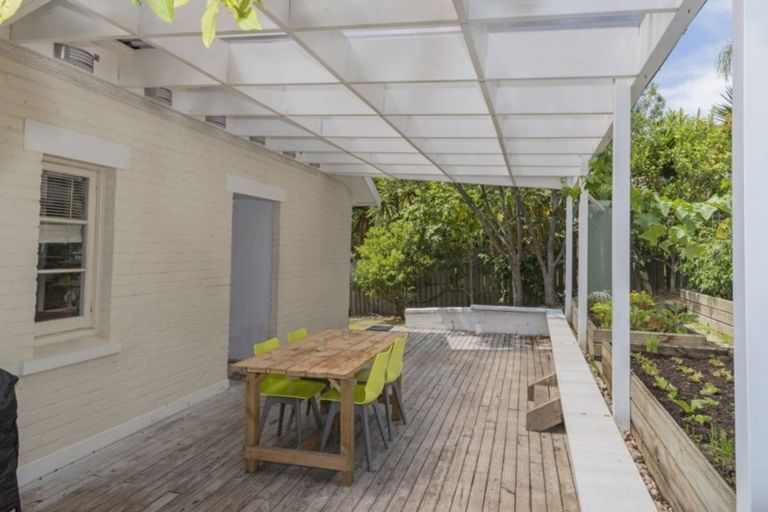 Photo of property in 10 Morningside Road, Morningside, Whangarei, 0110