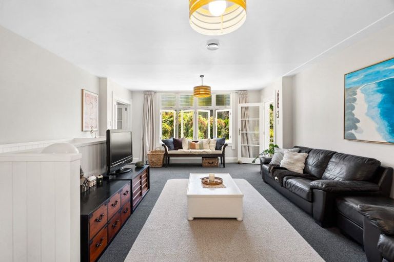 Photo of property in 23 Lighthouse Road, Bluff Hill, Napier, 4110