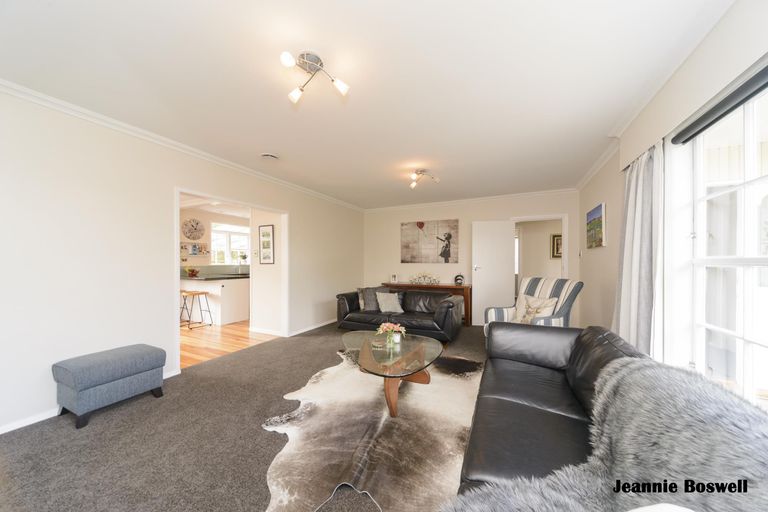 Photo of property in 58 Newcastle Street, Hokowhitu, Palmerston North, 4410