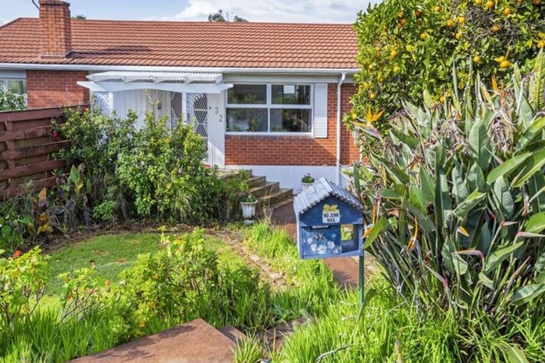 Photo of property in 32 Pegler Drive, Howick, Auckland, 2014