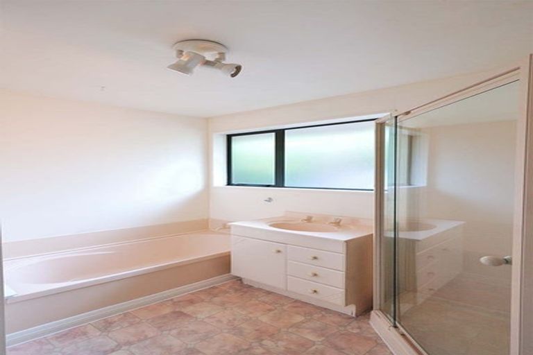 Photo of property in 2/10 Sefton Street, Belfast, Christchurch, 8051