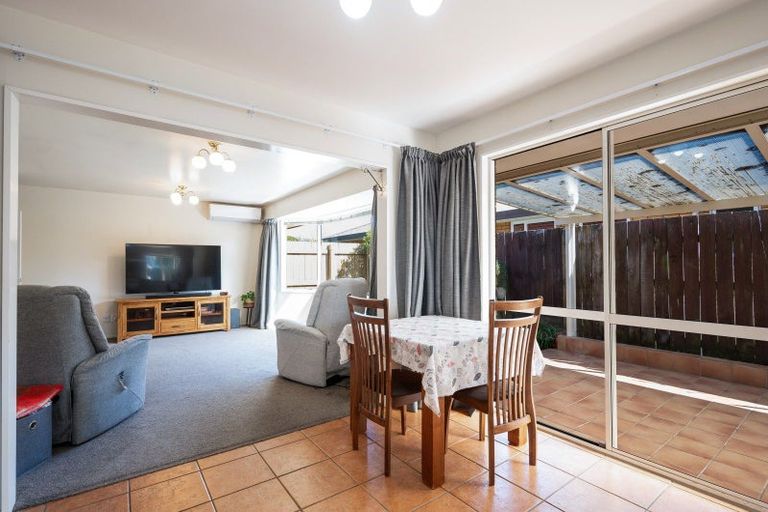 Photo of property in 22 Coleridge Place, Stoke, Nelson, 7011
