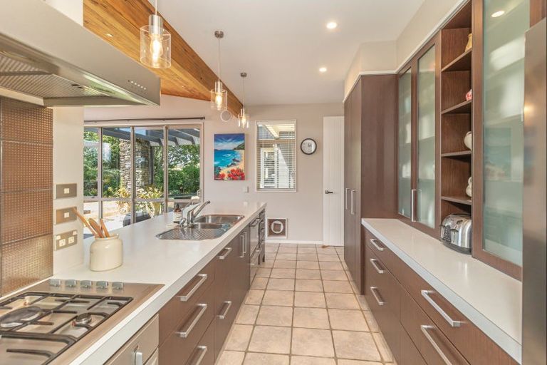 Photo of property in 205 Muhunoa Road East, Ohau, Levin, 5570