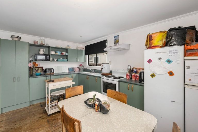 Photo of property in 261 Estuary Road, South New Brighton, Christchurch, 8062