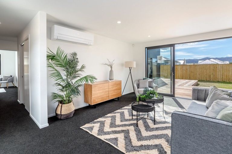 Photo of property in 7 Peony Drive, Greytown, 5712