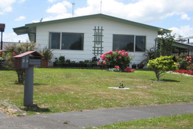 Photo of property in 2 Tate Place, Feilding, 4702