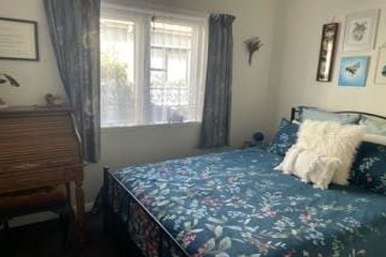 Photo of property in 73 Bell Road, Waiwhetu, Lower Hutt, 5010