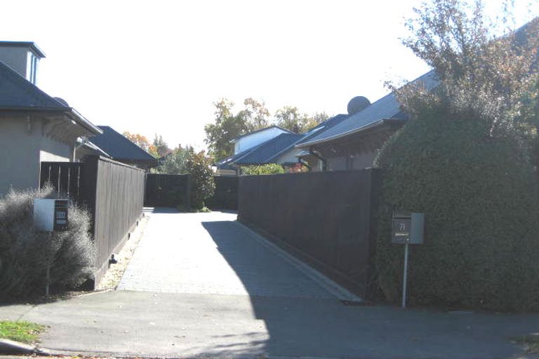 Photo of property in 71 Jeffreys Road, Fendalton, Christchurch, 8052
