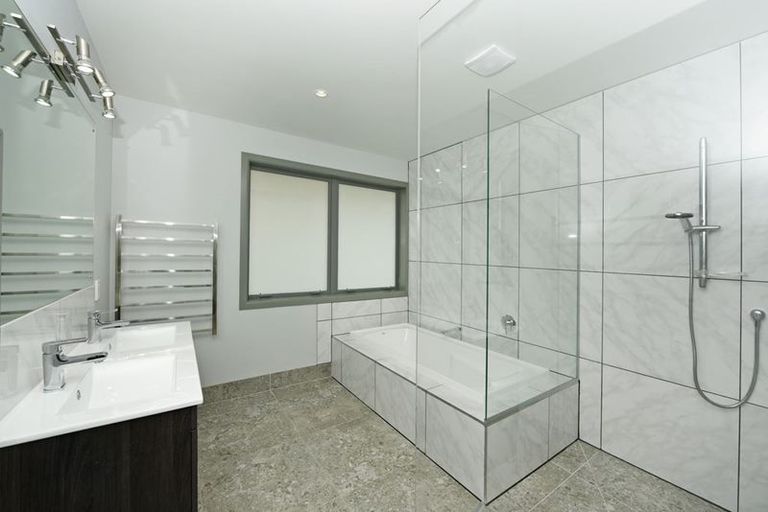 Photo of property in 271c Wallaceville Road, Wallaceville, Upper Hutt, 5371