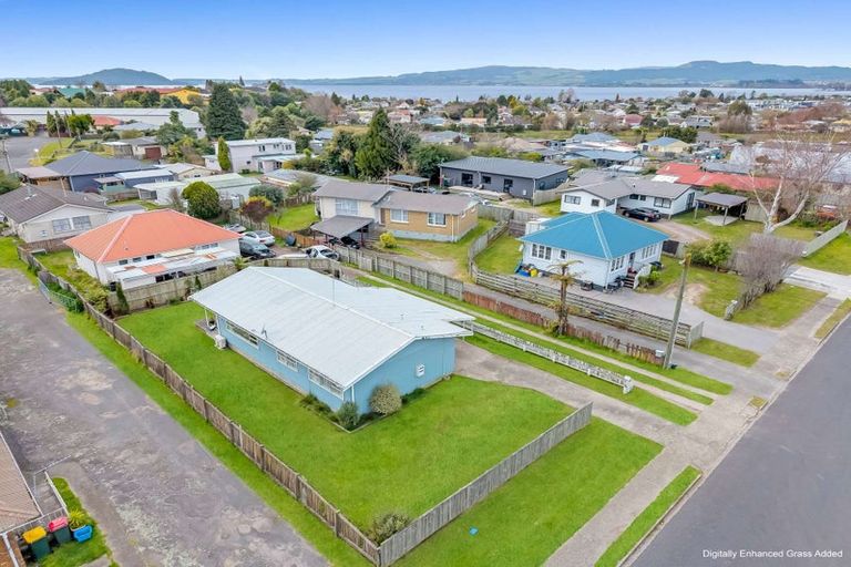 Photo of property in 18a Monokia Street, Fairy Springs, Rotorua, 3015