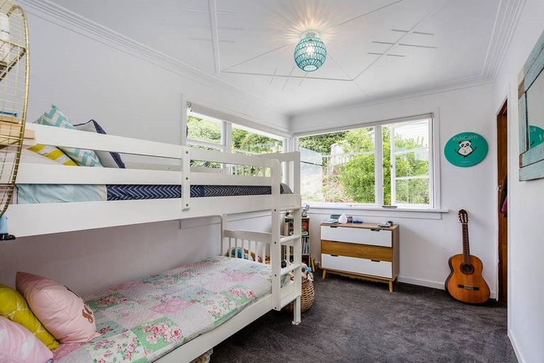 Photo of property in 143 Ravenswood Road, Saint Clair, Dunedin, 9012