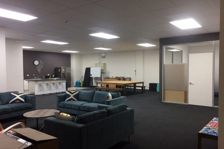 Photo of property in 218 George Street, Stokes Valley, Lower Hutt, 5019