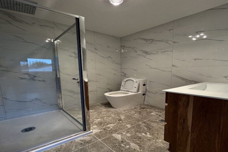 Photo of property in 3 Kikorangi Drive, Wainui, Silverdale, 0992