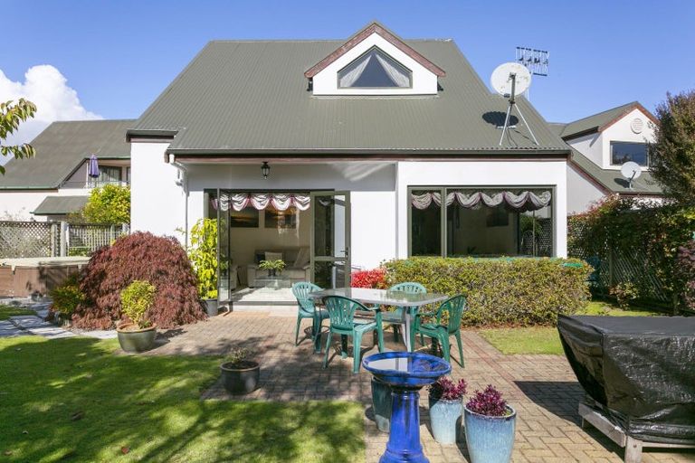Photo of property in 2 Abbey Way, Rangatira Park, Taupo, 3330
