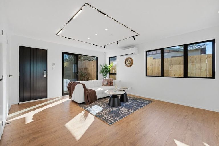 Photo of property in 119 Weymouth Road, Manurewa, Auckland, 2102