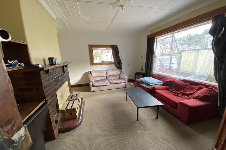 Photo of property in 6 Howe Street, North Dunedin, Dunedin, 9016