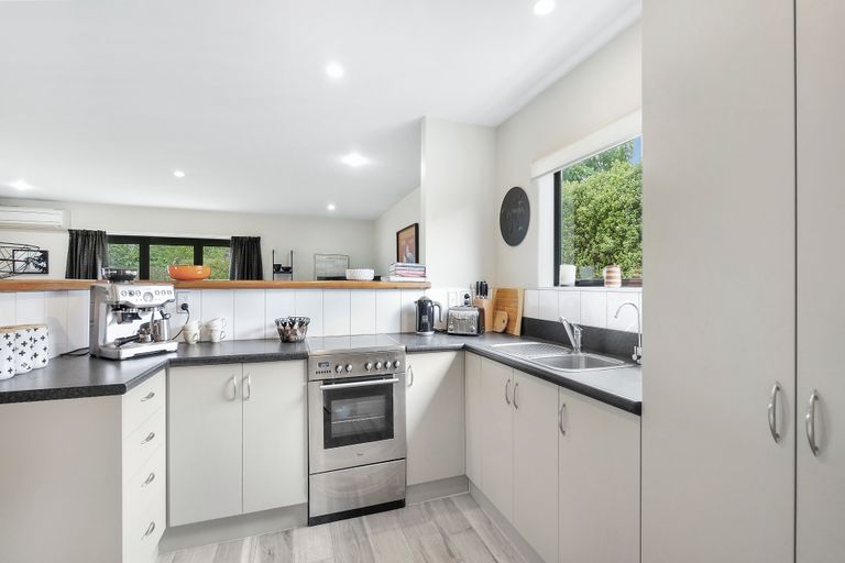 Photo of property in 27 Morris Road, Amberley, 7410