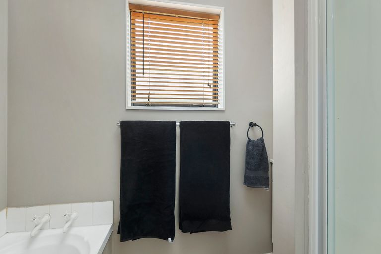 Photo of property in 27 Morris Road, Amberley, 7410