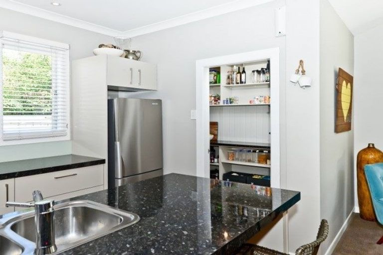 Photo of property in 4 Young Street, Claudelands, Hamilton, 3214