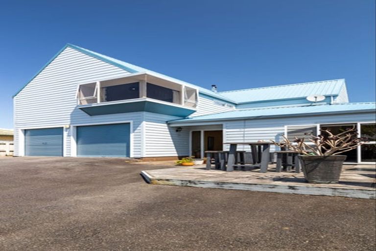 Photo of property in 12a Bronte Place, Whalers Gate, New Plymouth, 4310