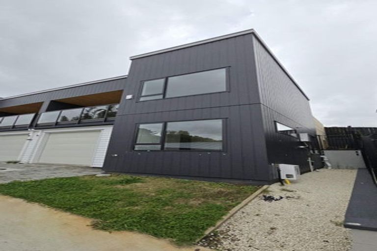 Photo of property in 3/236 Albany Highway, Schnapper Rock, Auckland, 0632