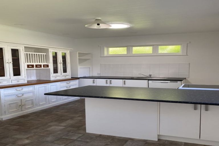 Photo of property in 706 High Street, Boulcott, Lower Hutt, 5010