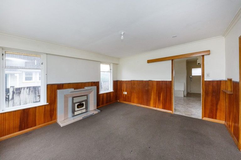 Photo of property in 18 Parata Street, Hokowhitu, Palmerston North, 4410
