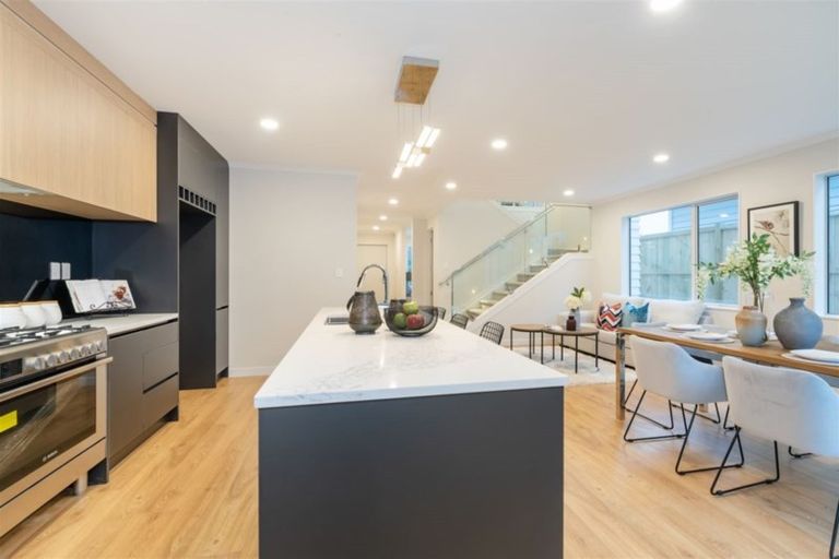 Photo of property in 7 Cooperage Avenue, Kumeu, 0810