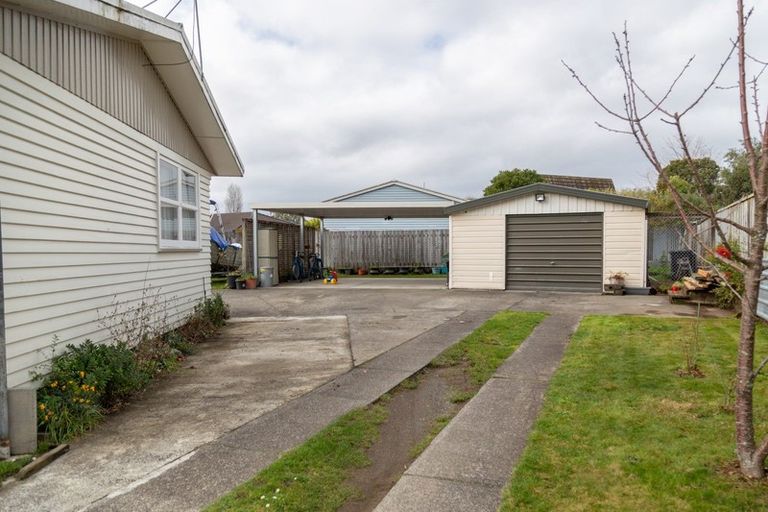 Photo of property in 2/2 Poihaere Street, Turangi, 3334