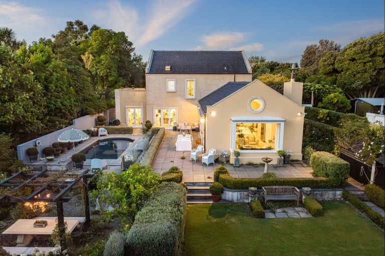 Photo of property in 70 Te Moana Road, Waikanae Beach, Waikanae, 5036